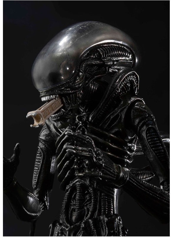 Alien SH Monster Arts Alien Big Chap figure 18cm 